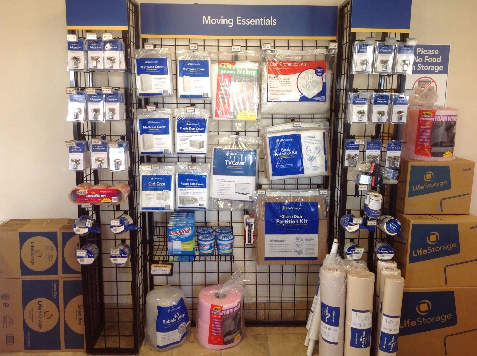 Extra Space Storage  485 N Highway Dr in Fenton, MO