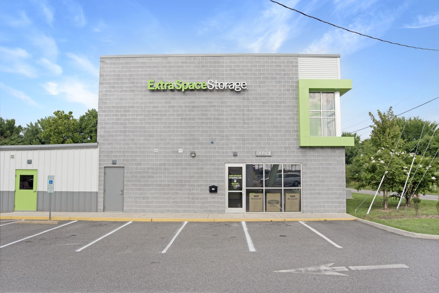 Extra Space Storage  5050 Midlothian Tpke in Richmond, VA