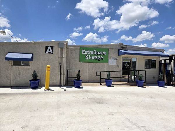 Extra Space Storage facility at 6330 Harold Ct - Austin, TX