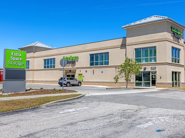 Extra Space Storage facility at 1923 N Wickham Rd - Melbourne, FL