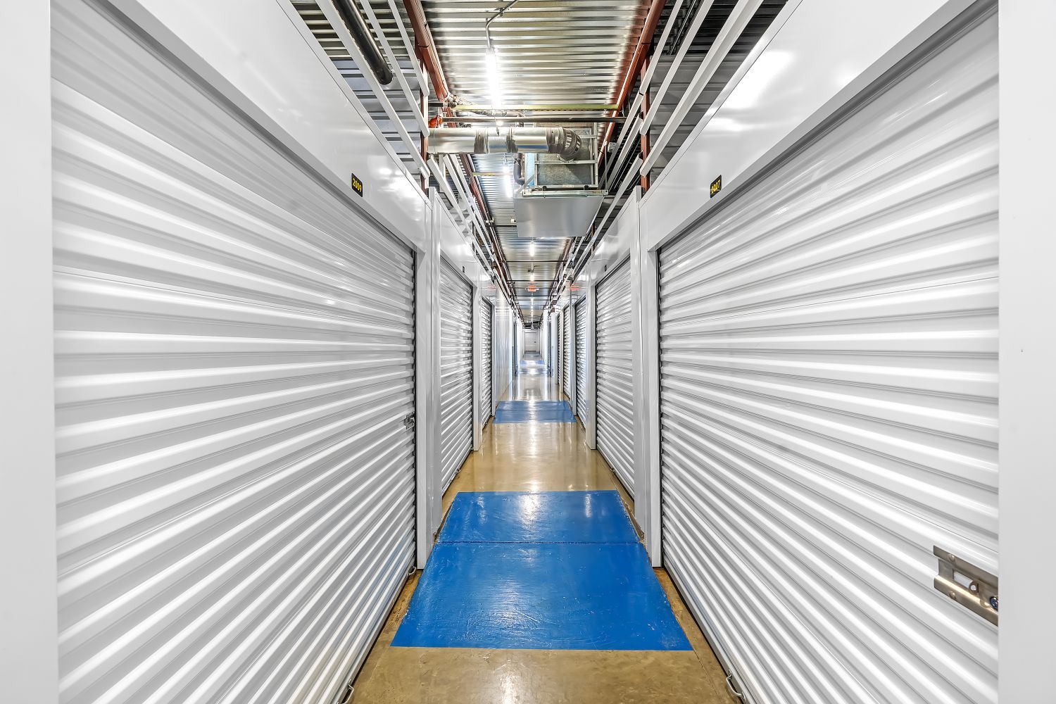 Extra Space Storage  3536 Hunt Ln in San Antonio, TX