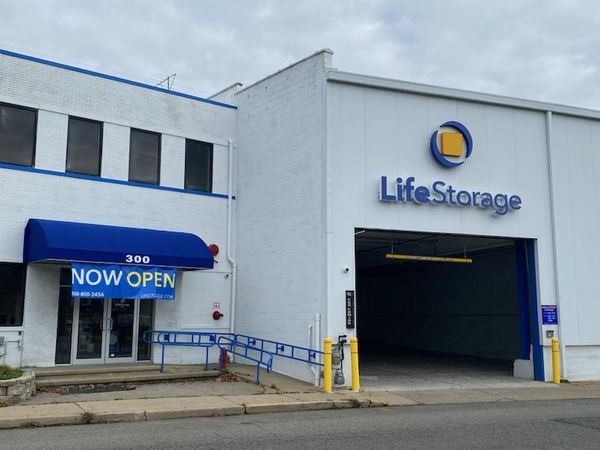 Life Storage facility on 300 Myrtle Ave - Boonton, NJ