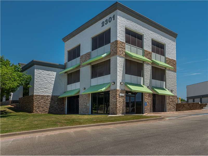 Extra Space Storage  2301 Story Rd W in Irving, TX