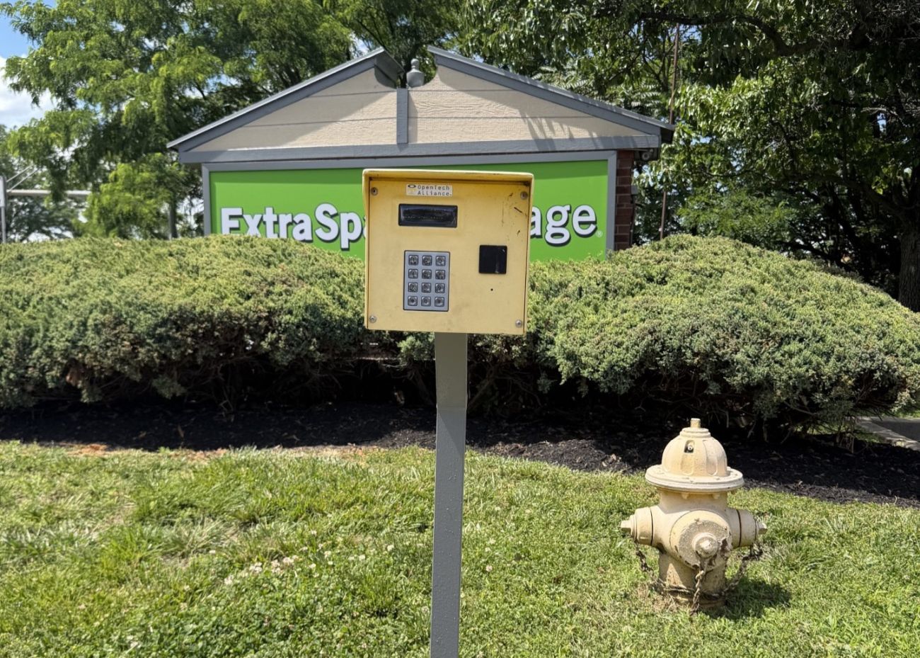 Extra Space Storage in Springdale, OH  11378 Springfield Pike 2