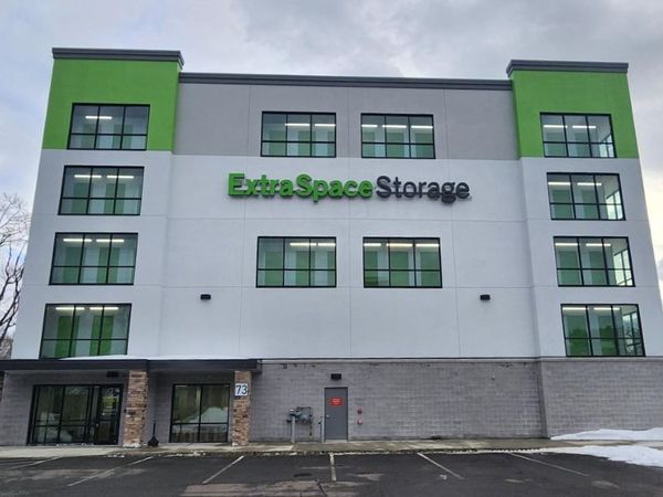 Extra Space Storage facility at 73 Pleasant St - Dracut, MA