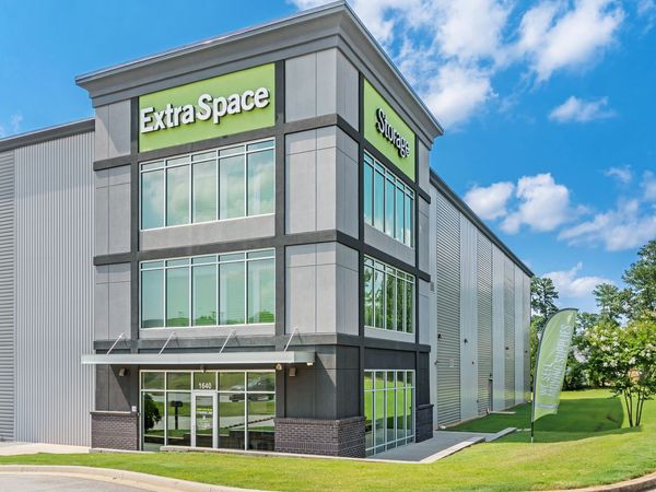 Extra Space Storage facility at 1640 John B White Sr Blvd - Spartanburg, SC