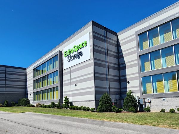 Extra Space Storage facility at 512 26th Ave N - Nashville, TN