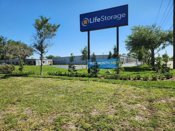 Life Storage facility on 800 Abrams Blvd - Lehigh Acres, FL