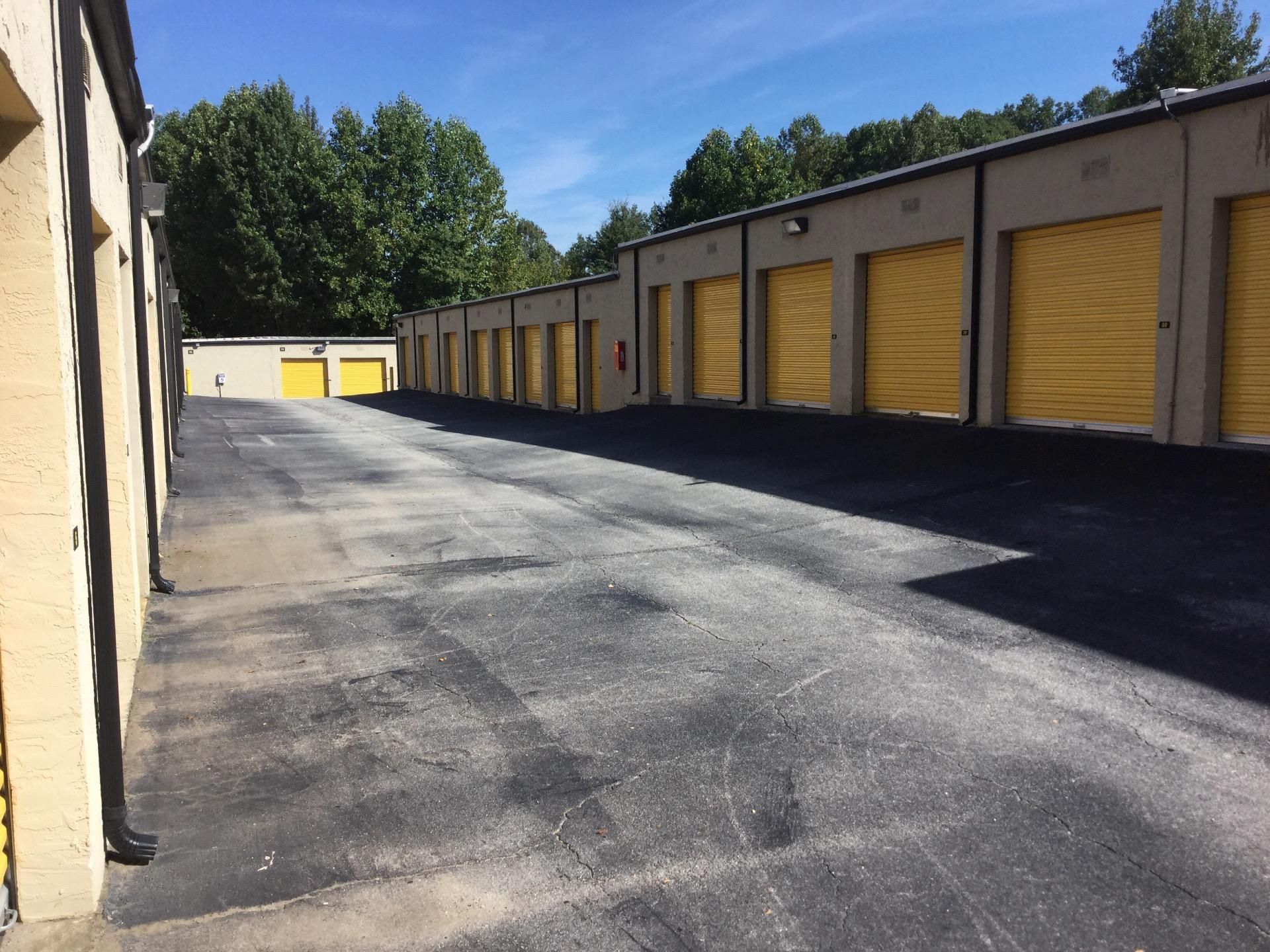 Extra Space Storage  720 Veterans Memorial Hwy SW in Mableton, GA