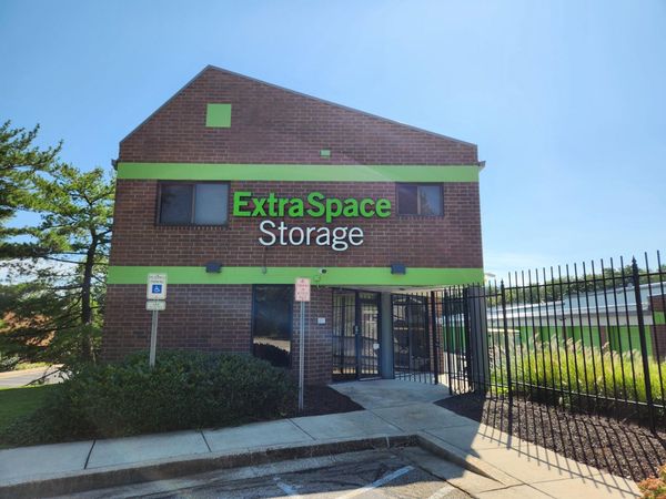 Extra Space Storage facility at 25 Fontana Ln - Rosedale, MD