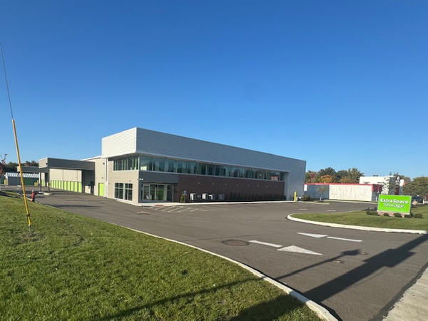 Extra Space Storage facility at 24002 Lorain Rd - North Olmsted, OH