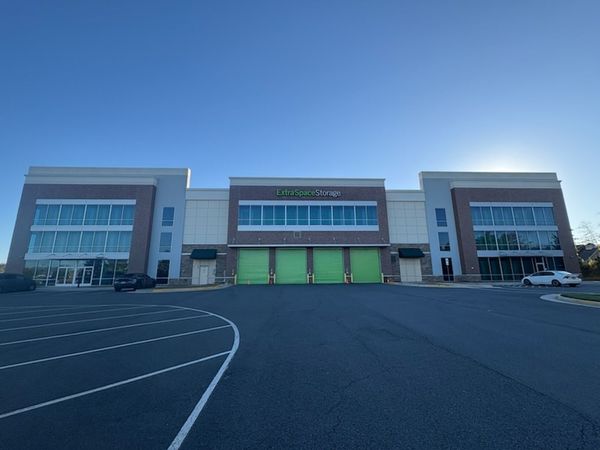 Extra Space Storage facility at 43735 Eastgate View Dr - Chantilly, VA