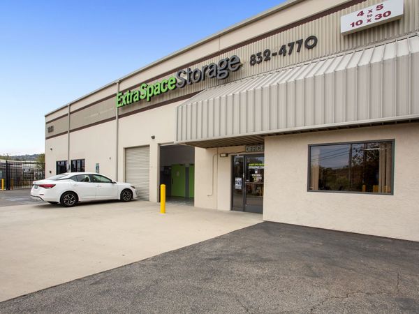 Extra Space Storage facility at 1951 N Gaffey St - San Pedro, CA