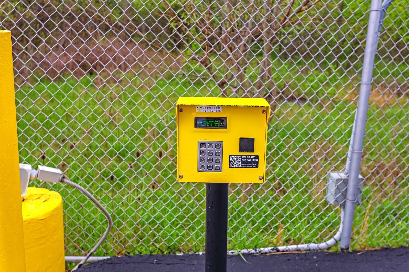 10×20 Parking Lot in Hermitage, PA 230 Snyder Rd Hermitage, Pennsylvania 2