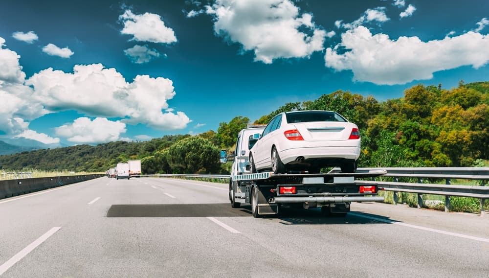 Article image for: Tow Dolly vs. Auto Transport: Which Option is Right for You?