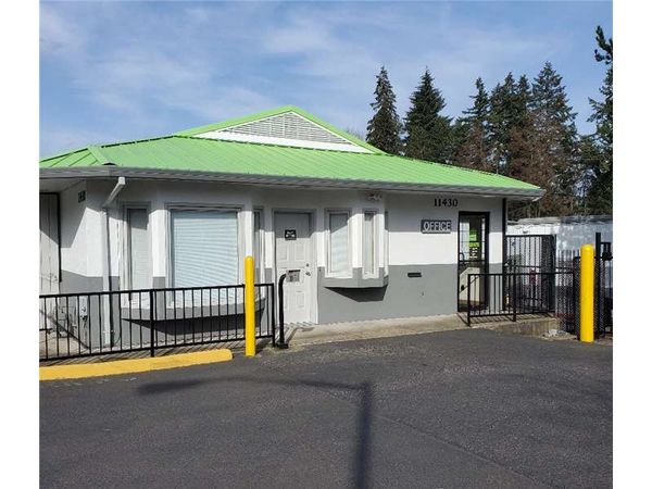 Extra Space Storage facility at 11430 SW Murray Blvd - Beaverton, OR