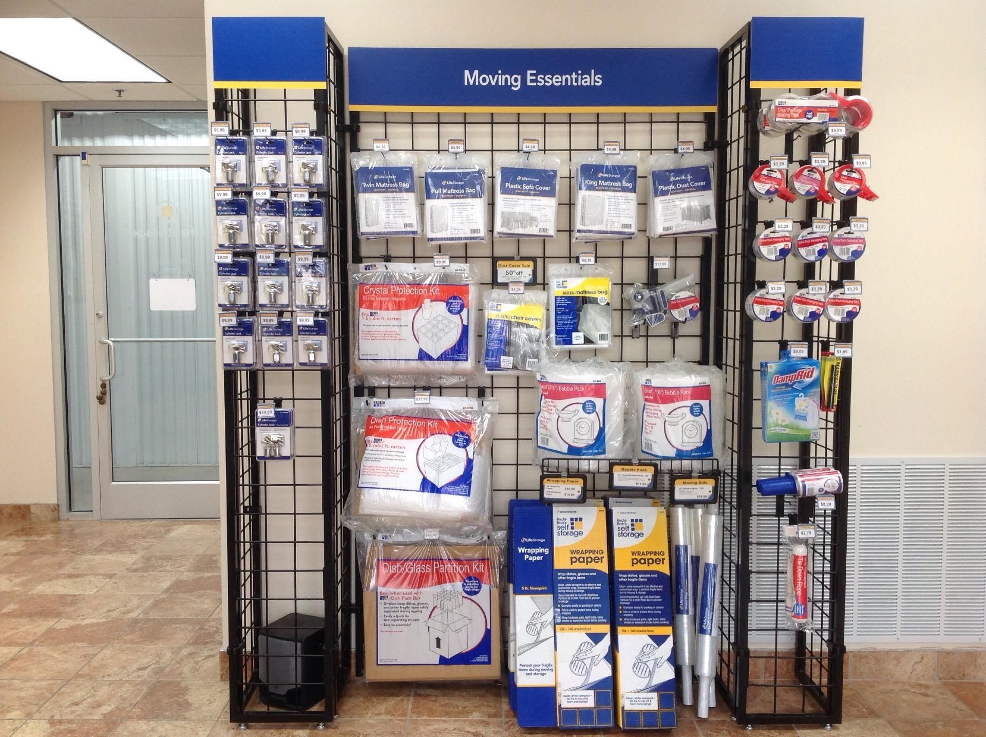 Extra Space Storage  6015 Tezel Rd in San Antonio, TX