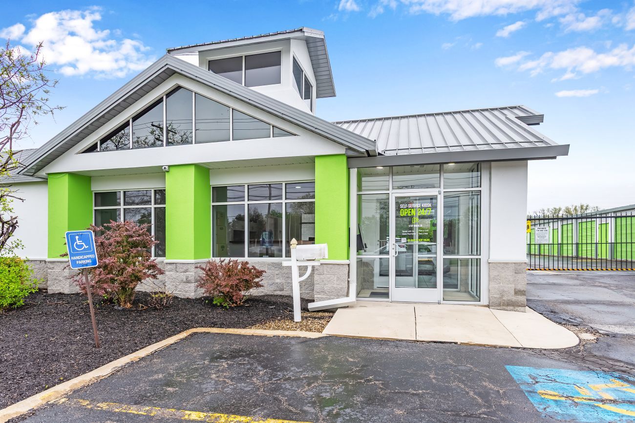 Self Storage Unit in Wickliffe, OH 30100 Lakeland Blvd, Wickliffe, Ohio 44092
