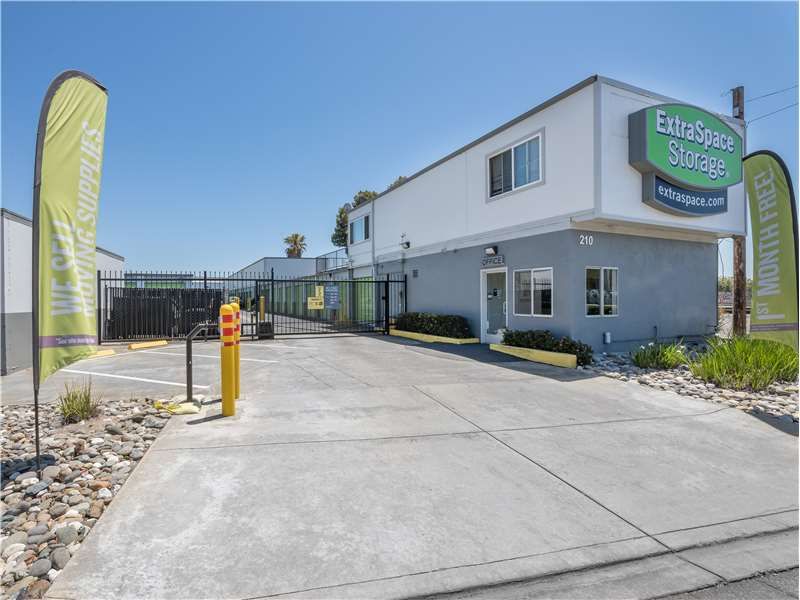 Extra Space Storage  210 Fallon St in Alameda, CA