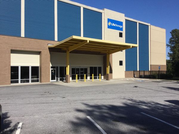 Life Storage facility on 3600 Welcome All Rd SW - Atlanta, GA