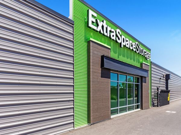 Extra Space Storage facility at 1782 W Ruthrauff Rd - Tucson, AZ