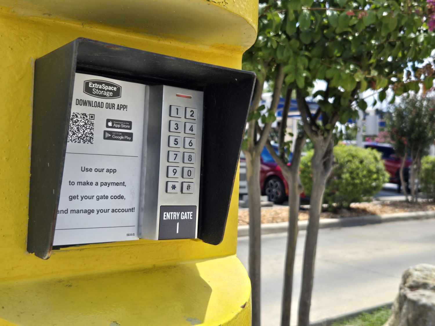 Extra Space Storage  7212 Bandera Rd in San Antonio, TX