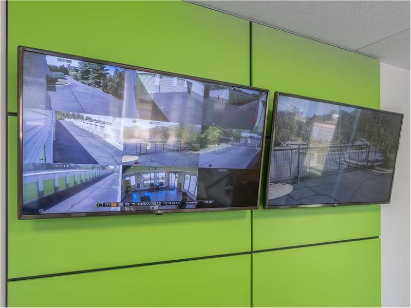 Extra Space Storage  45925 Woodland Rd in Sterling, VA