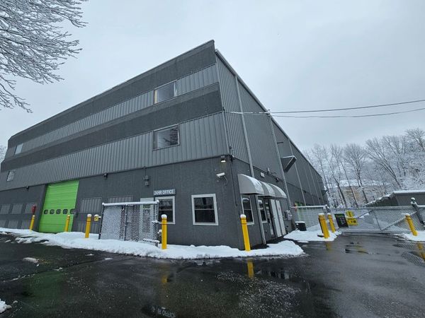Extra Space Storage facility at 1171 Turnpike St - North Andover, MA