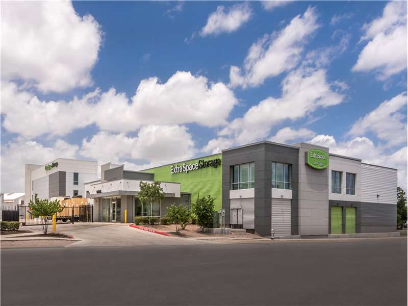 5×10 Self Storage Unit in San Antonio, TX 1974 S Alamo St San Antonio, Texas