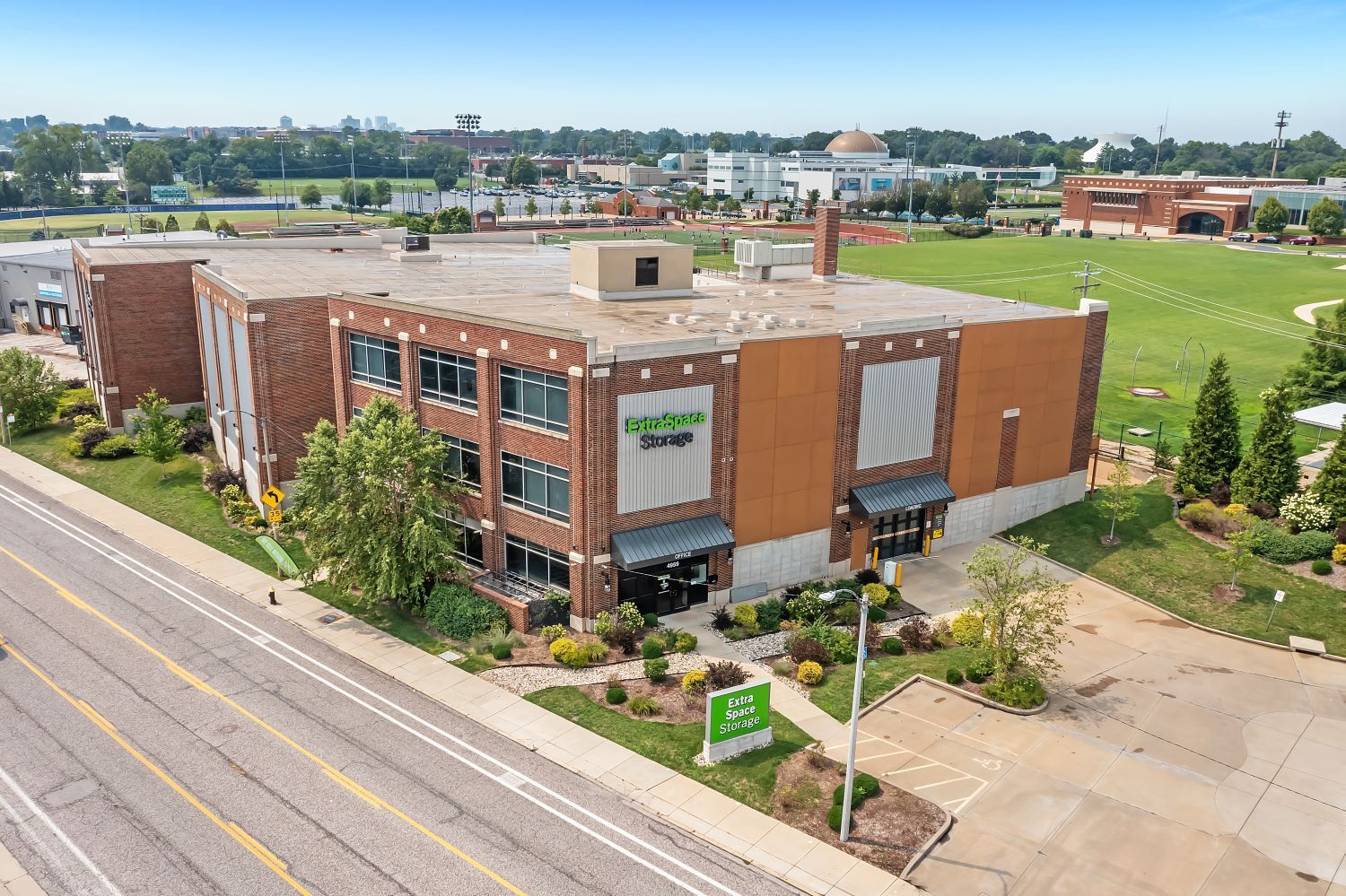 Extra Space Storage  4959 Manchester Ave in St Louis, MO