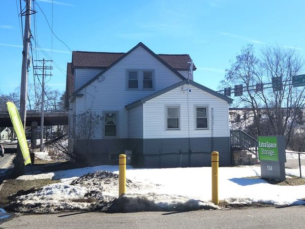 Extra Space Storage facility at 134 S Policy St - Salem, NH