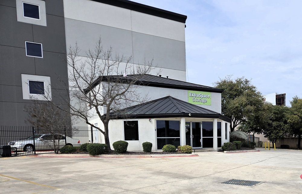 10×5 Self Storage Unit in San Antonio, TX 21703 Encino Commons San Antonio, Texas