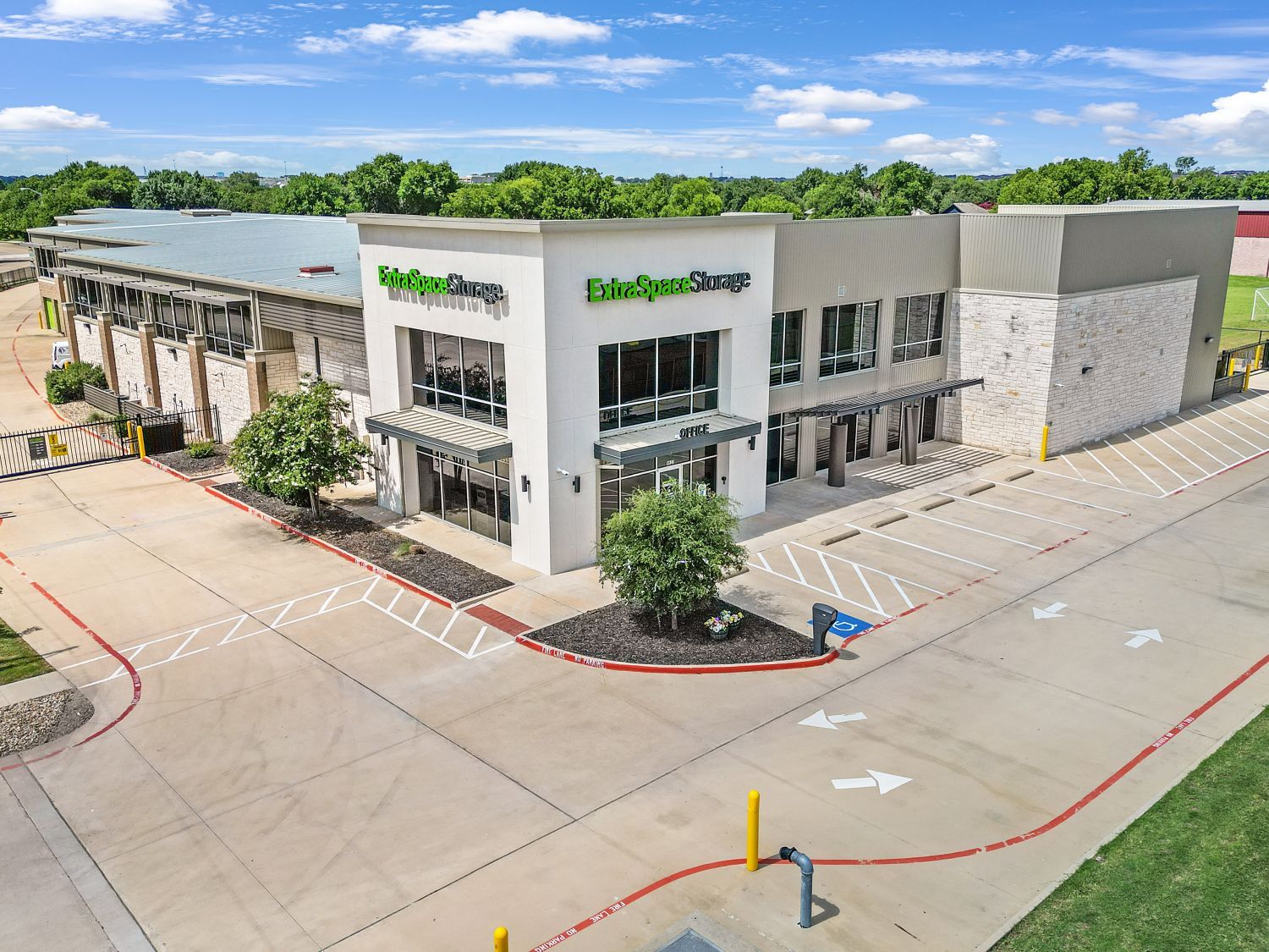 Extra Space Storage  4820 Western Center Blvd in Haltom City, TX