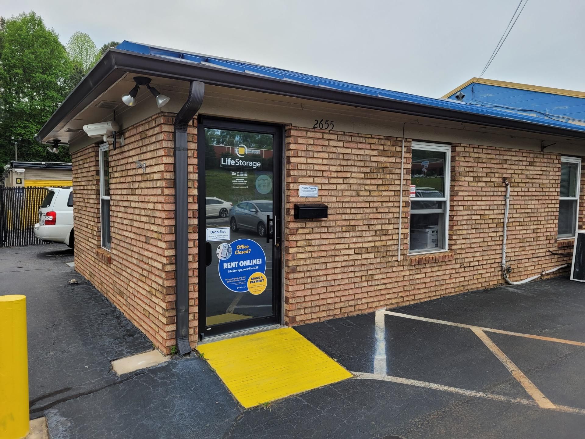 25×10 Self Storage Unit in Norcross, GA 2655 Langford Rd Norcross, Georgia 3