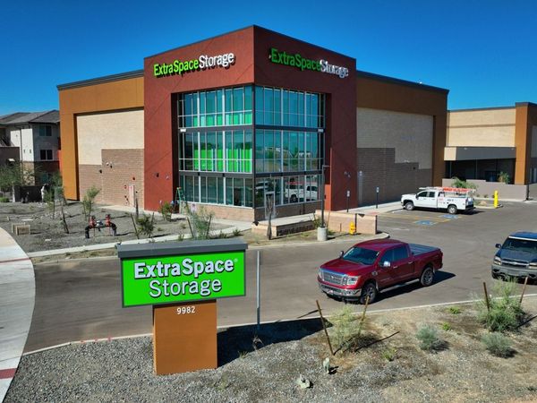 Extra Space Storage facility at 9982 W Morten Ave - Glendale, AZ