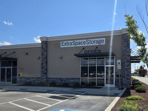 Extra Space Storage facility at 4909 Raeford Rd - Fayetteville, NC