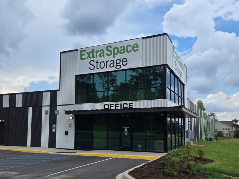 Storage Units in Travelers Rest, SC at 207 Hawkins Rd | Extra Space Storage
