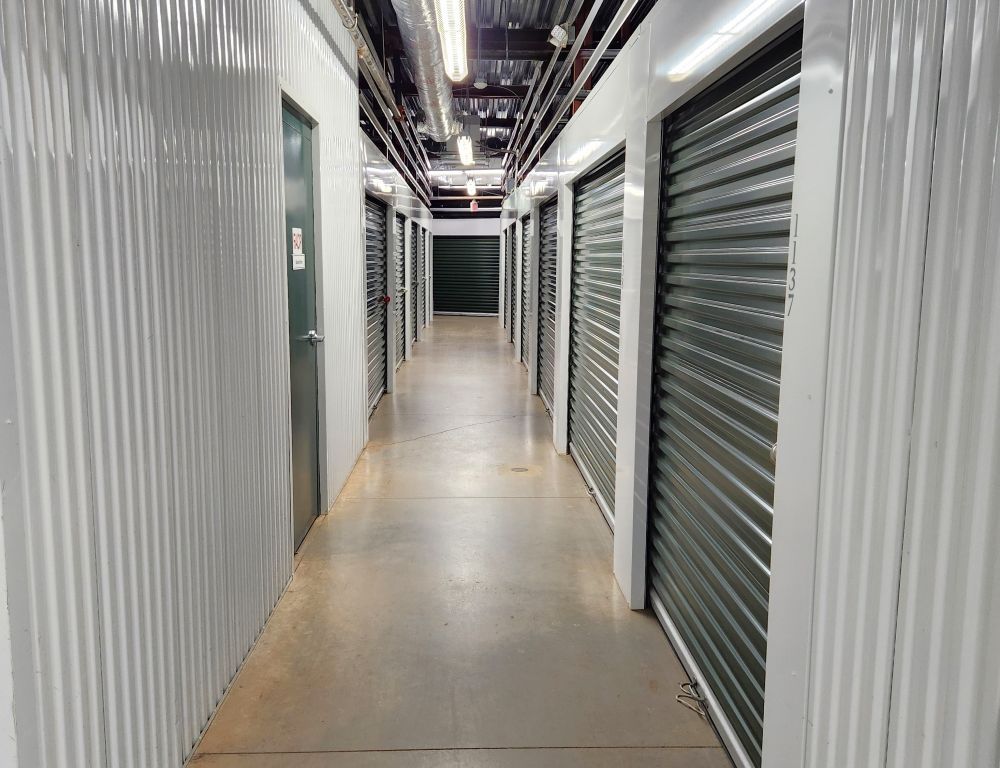 Extra Space Storage  5738 Dillard Dr in Cary, NC