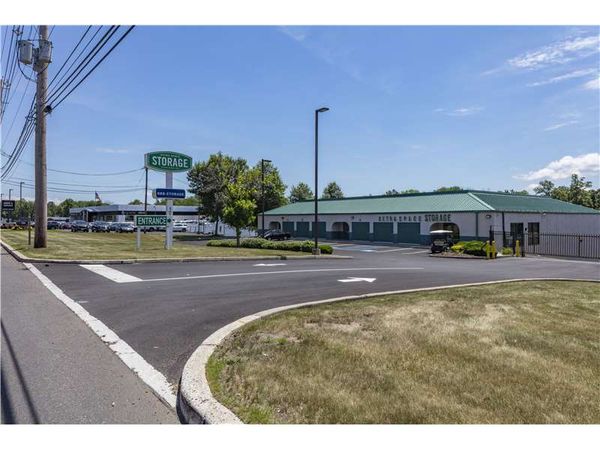 Extra Space Storage facility at 107 US Hwy 22 E - Green Brook, NJ