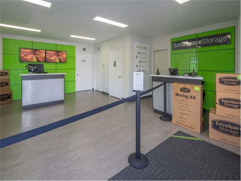 10×5 Self Storage Unit in North Lauderdale, FL 7400 W McNab Rd North Lauderdale, Florida 3