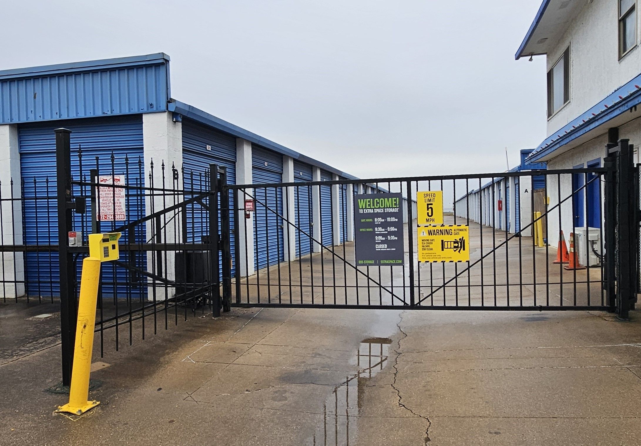 Extra Space Storage  131 Longhorn Rd in Fort Worth, TX