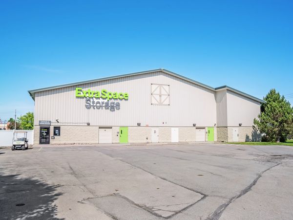 Extra Space Storage facility at 1274 Creek St - Webster, NY