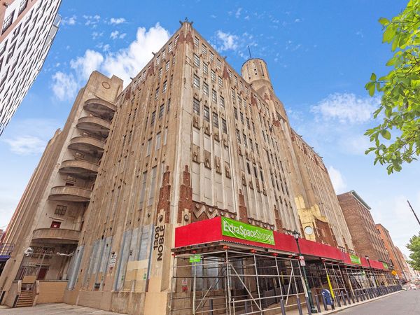 Extra Space Storage facility at 1309 Noble St - Philadelphia, PA