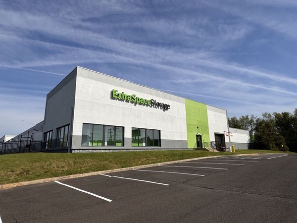 Extra Space Storage facility at 300 Jacksonville Rd - Warminster, PA