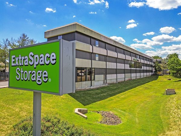 Extra Space Storage facility at 1929 Route 37 E - Toms River, NJ