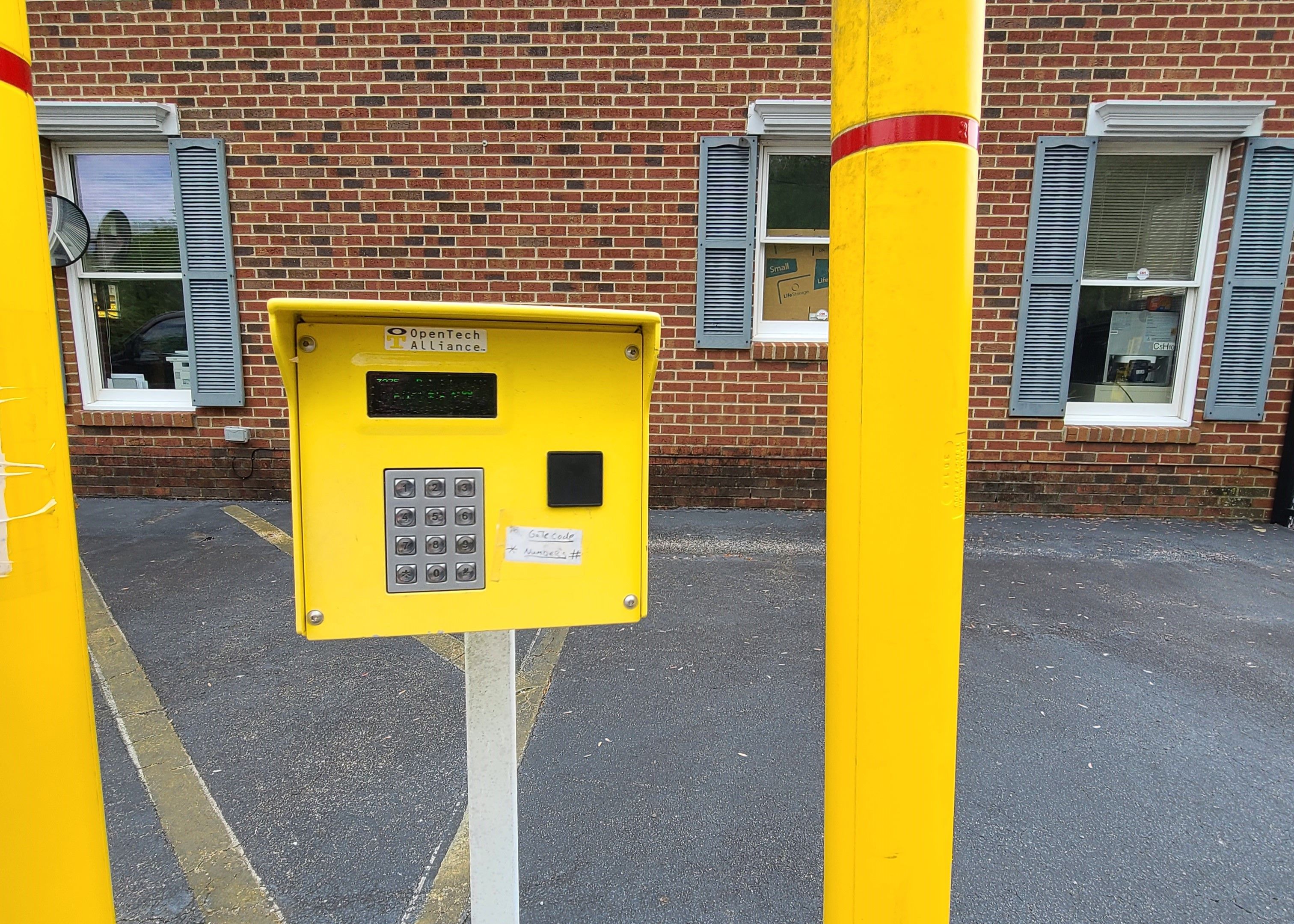 20×10 Self Storage Unit in Raleigh, NC 5000 Atlantic Ave Raleigh, North Carolina 2