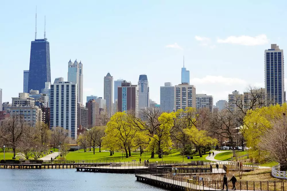 Article image for: 10 Best Places to Get Free & Cheap Moving Boxes in Chicago