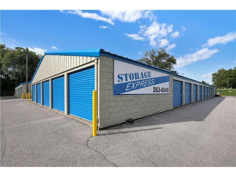 Extra Space Storage  902 W 3rd St in Mt Carmel, IL