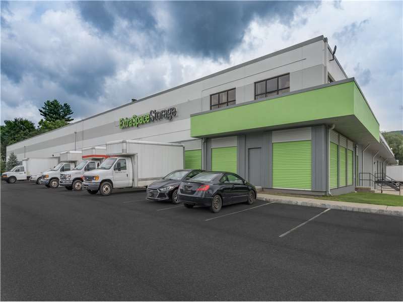 Storage Units in Central Valley, NY at 27 Bond St | Extra Space Storage
