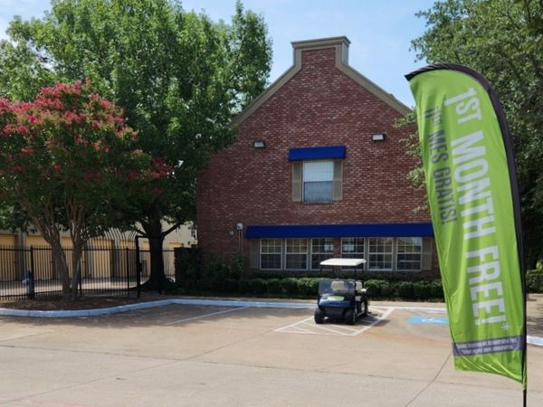 Extra Space Storage facility at 13820 Montfort Dr - Dallas, TX